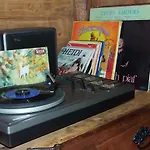 Le Vallon D'Armandine, Eco-Hebergement Auvergne Bed & Breakfast 3*