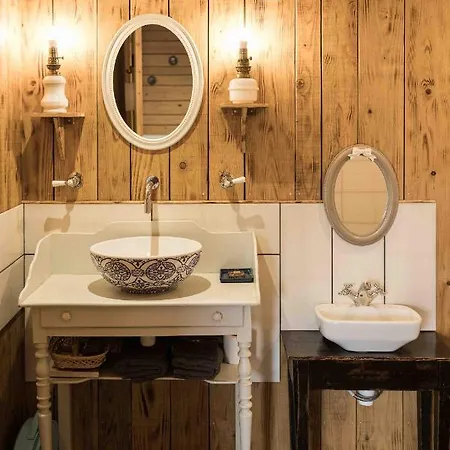 Couette-café Le Vallon D'armandine, écologique Auvergne