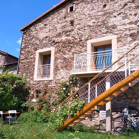 Couette-café Le Vallon D'armandine, écologique Auvergne Saint-Hilaire (Haute-Loire)