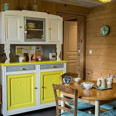 Le Vallon D'armandine, Eco-hebergement Auvergne B&B
