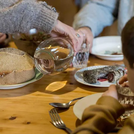 Le Vallon D'armandine, écologique Auvergne Couette-café