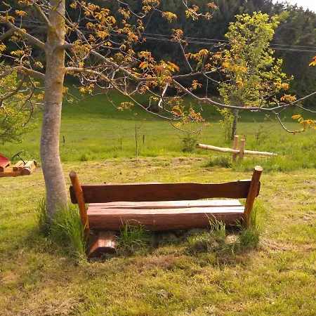 Couette-café Le Vallon D'armandine, écologique Auvergne