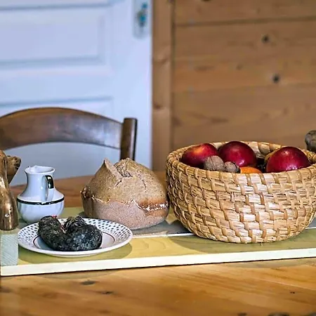 Le Vallon D'armandine, Eco-hebergement Auvergne Bed & Breakfast 3*