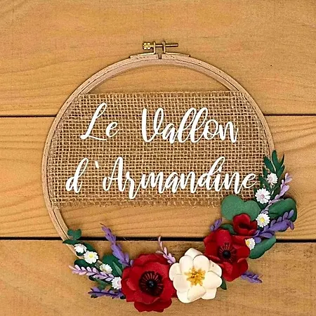 Le Vallon D'armandine, Eco-hebergement Auvergne Bed & Breakfast 3*