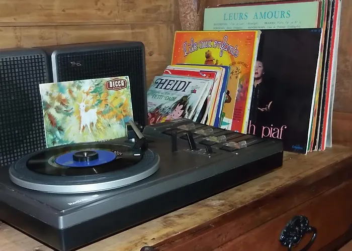 Le Vallon D'Armandine, Eco-Hebergement Auvergne Bed & Breakfast 3*